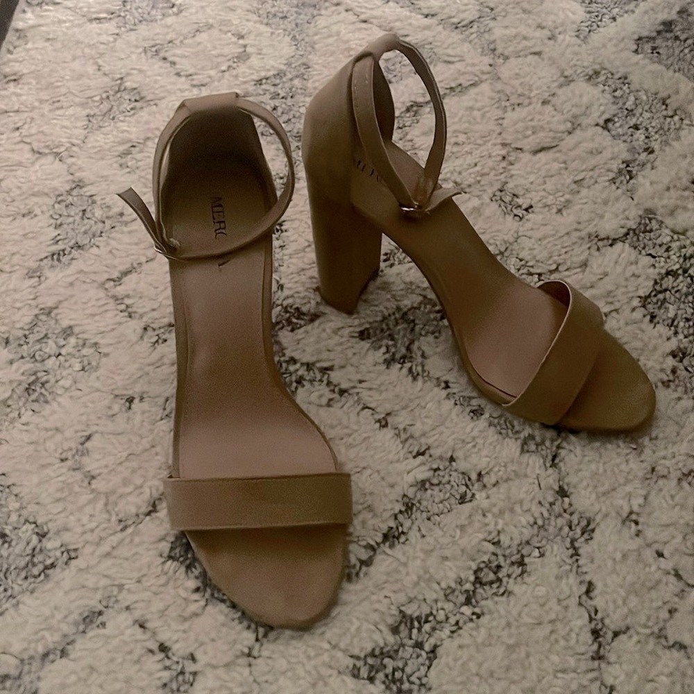 Womens Merona Tan Open Toe Sandal